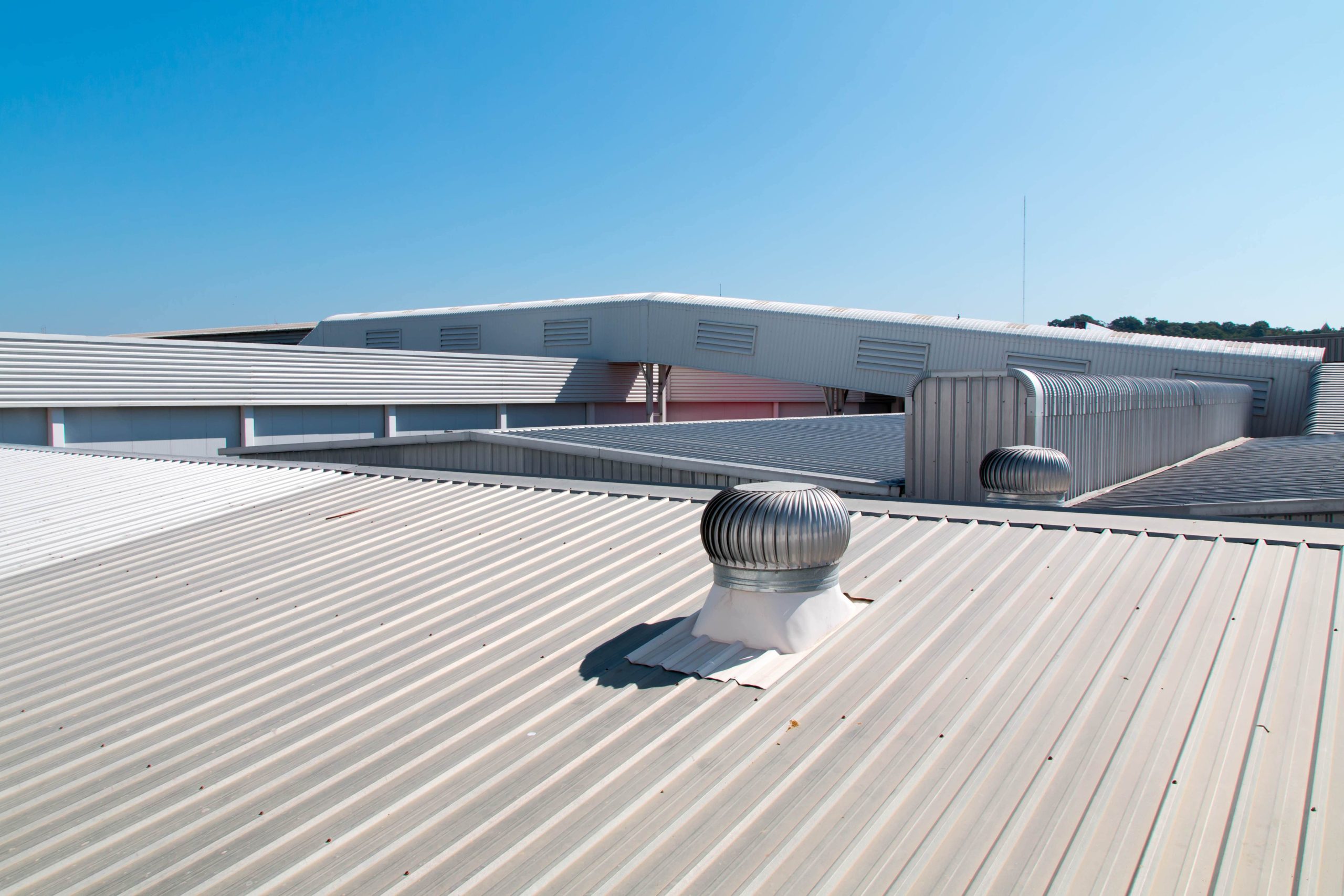 When To Hire San Antonio Roofers For Commercial Roofing 1 Scaled